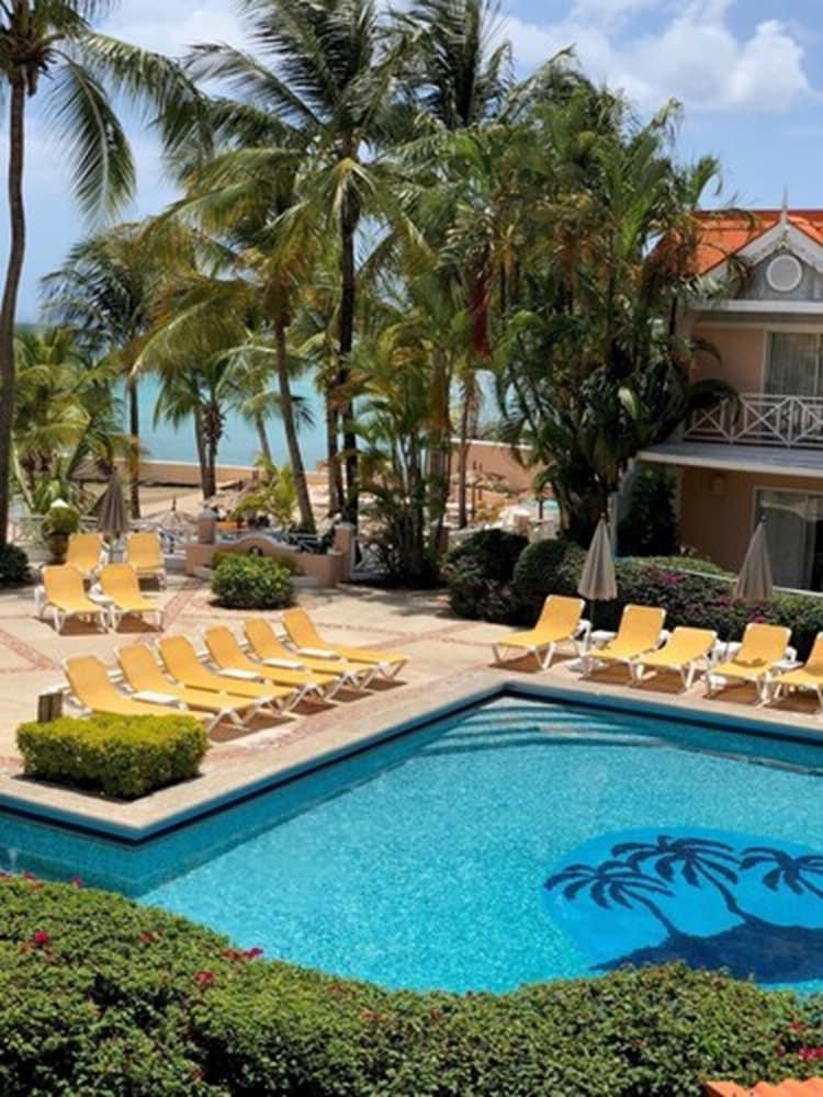 Coco Reef Resort & Spa Crown Point Extérieur photo