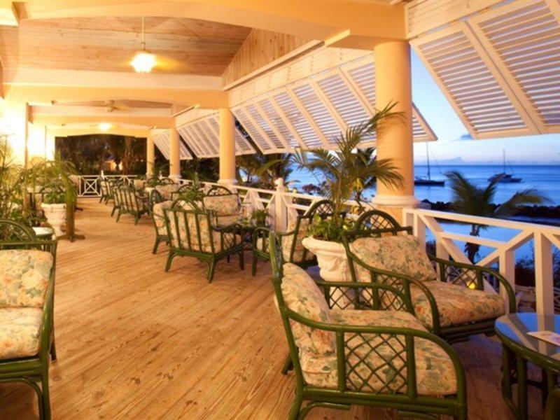 Coco Reef Resort & Spa Crown Point Extérieur photo
