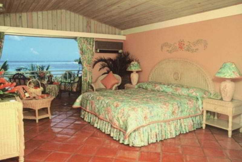 Coco Reef Resort & Spa Crown Point Extérieur photo