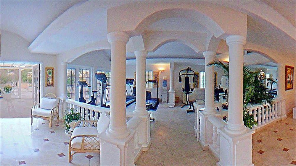 Coco Reef Resort & Spa Crown Point Extérieur photo