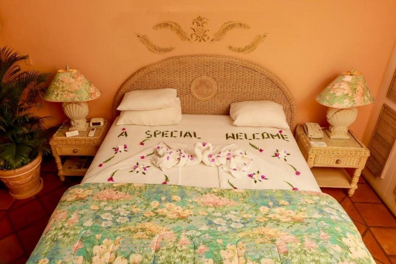 Coco Reef Resort & Spa Crown Point Extérieur photo